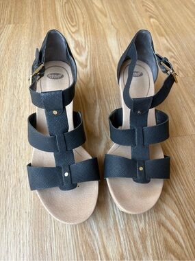 Black Strappy Women's Sandals - Comfort Footbed Dr Scholls 9W